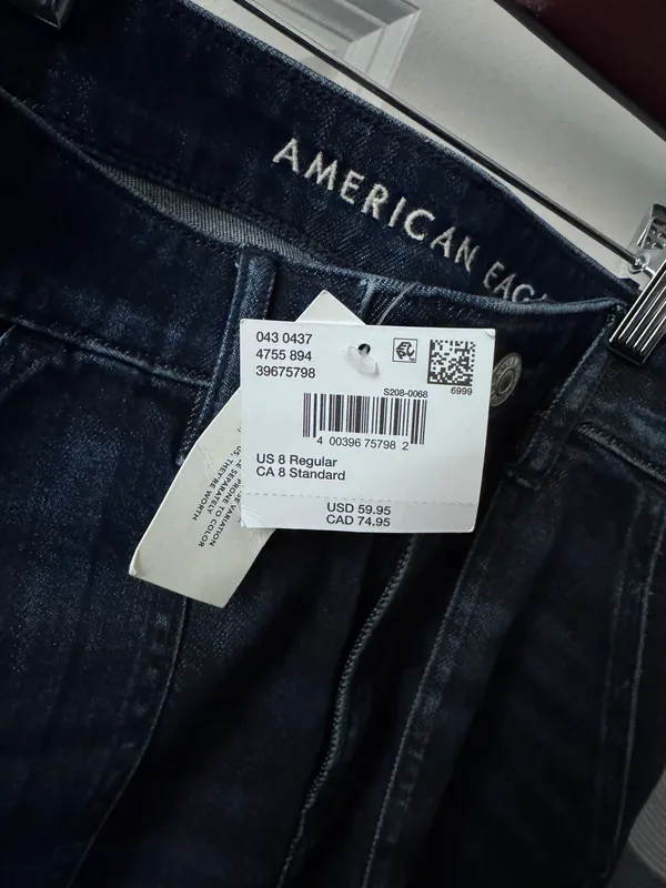 American Eagle NWT  Dreamy Drape Wide Leg Jeans - Image 4