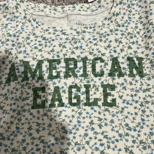 NWT American Eagle long sleeve - Image 3