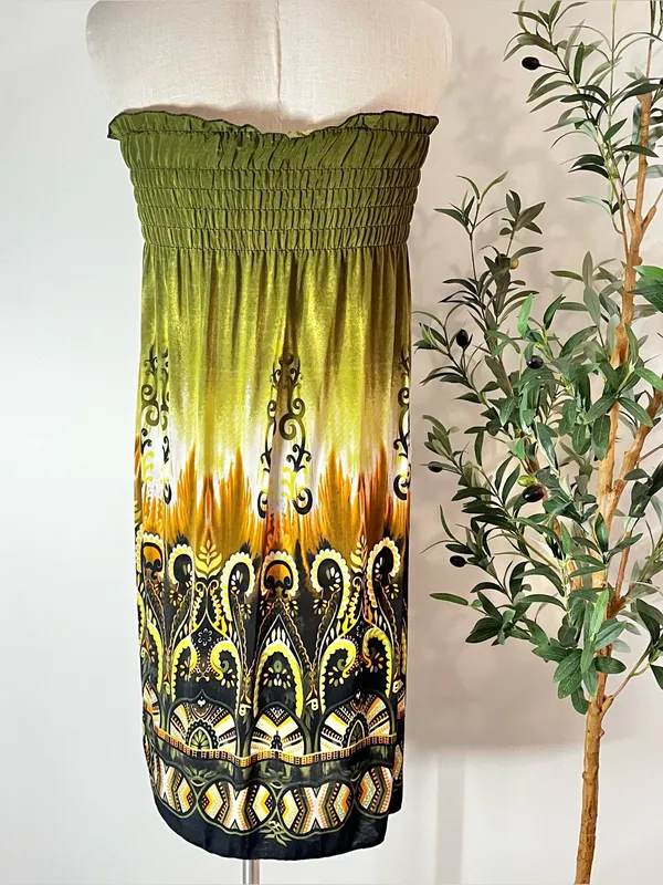 Y2K Strapless Green Ombre Maxi Skirt with Ethnic Print - Image 3