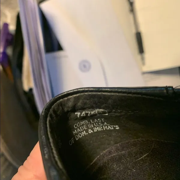 MUNRO Black and Gray Slip-On Sneakers - Image 6