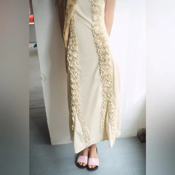 Zara MIDI DRESS WITH EMBOSSED RUFFLES NWT M - Image 2