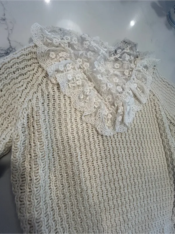 Lace Knit Sweater size small - Image 4