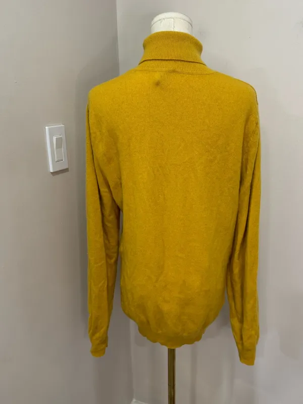 JOHN HENRIC Yellow Turtleneck 100% cashmere Sweater Large - Image 4