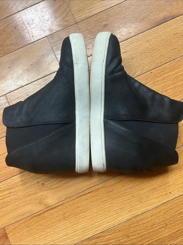 Coconuts by Matisse Black Slip-On Ankle Booties - Image 2