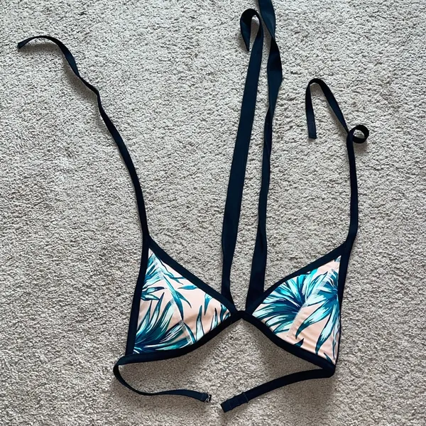 PINK - Victoria's Secret padded bathing suit top - Image 2