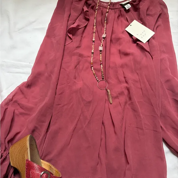 Elegant Women's Blouse in Rose by [Brand] Pink Size XL - Image 2