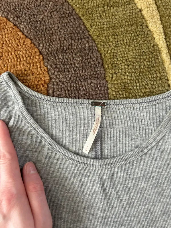 Free People Kiss My Back Tank Top Grey Ribbed Back Cutout Bra Closure Size Large - Image 2
