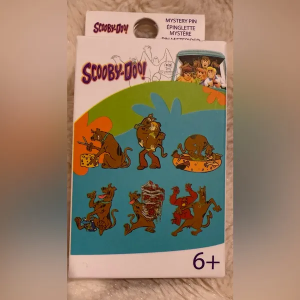 Loungefly Scooby-Doo! Snacks & Monsters Blind Box Enamel Pin - Image 3