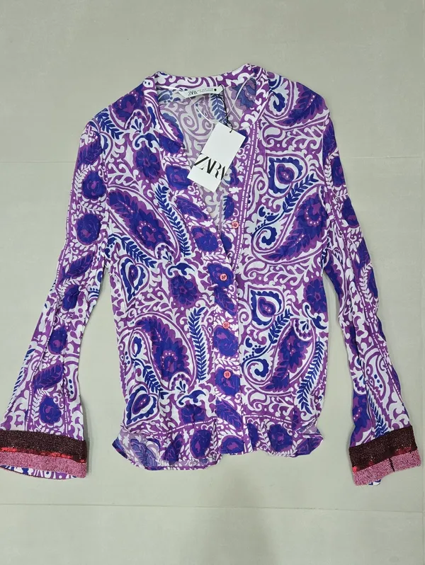 NWT! Zara Purple and White Paisley Button-Front Blouse Size S - Image 3