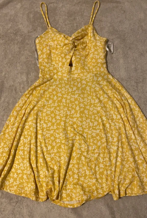 Yellow White Floral Sundress - Image 4