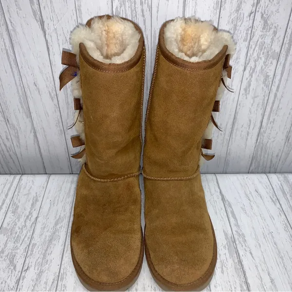Womens Size 7 Koolaburra By Ugg Victoria Boots EUC - Image 3