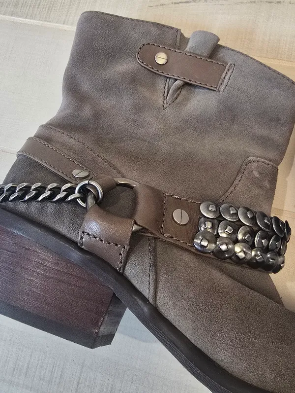 {5.5} Gianni Bini Taupe Harness Suede Cowboy Boots Women's - Image 2