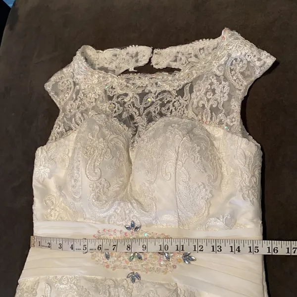Women’s Ivory Dress & Matching Chiffon Jacket with beautiful detail Size L**READ - Image 10