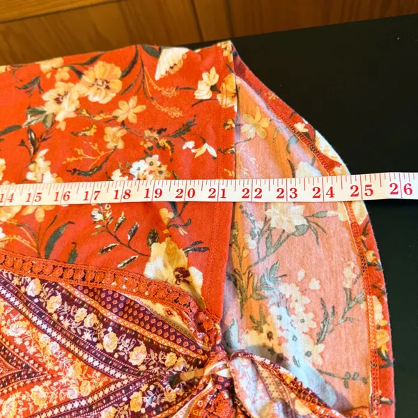 Absolutely Famous XL Orange Floral V-Neck Tie Front Boho Top Dolman Sleeve Soft - Image 7