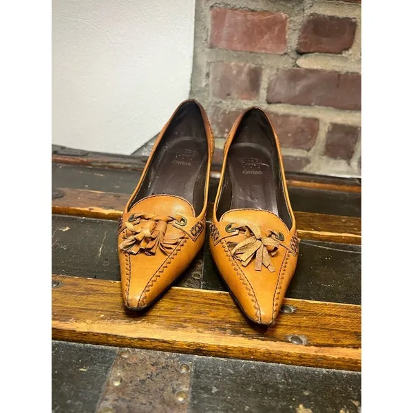 Vintage Circa Joan & David Mustard Pumps - Image 3