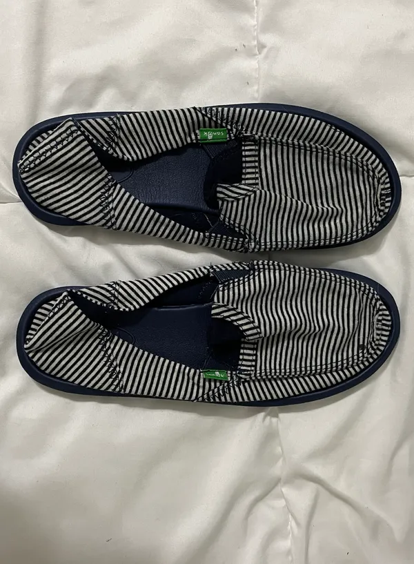 Sanuk Blue And White Striped - Image 2