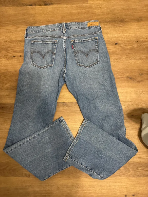 Bootcut Levi’s - Image 4