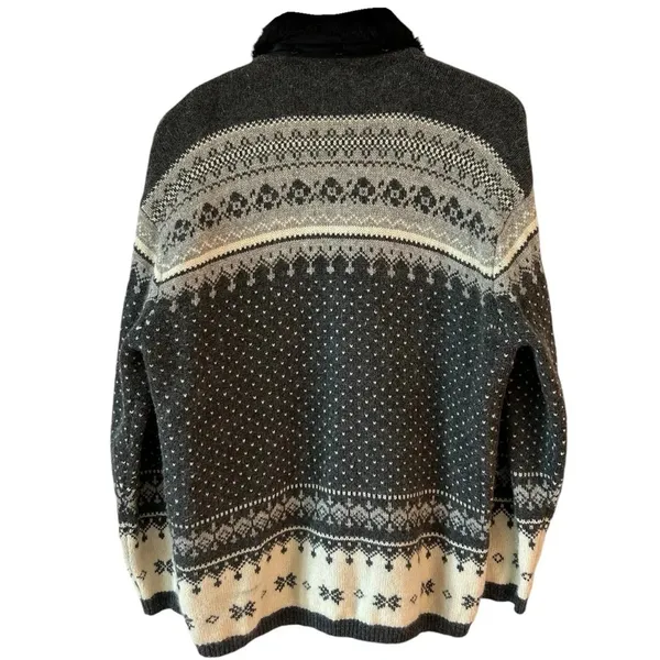 Women’s Vintage Lambswool Angora Blend Fairisle Cardigan Sweater Faux Fur Collar - Image 2