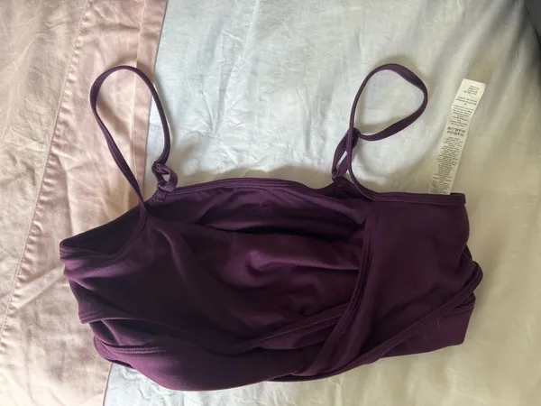 Alo Yoga Bra - Image 3