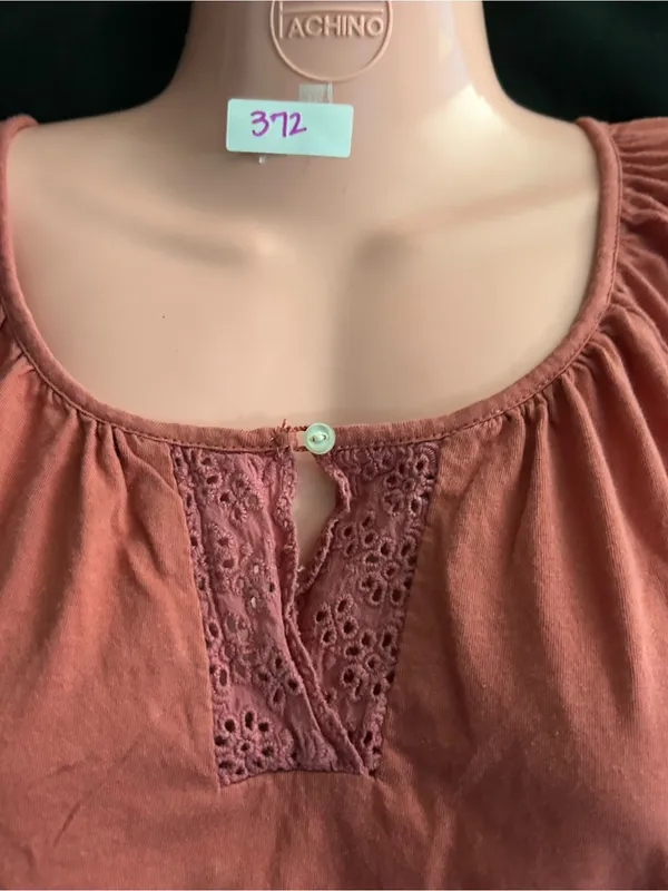 Ralph Lauren Jeans Co Vintage Pastel Coral Crochet-Trim Short Sleeve Top MD - Image 7