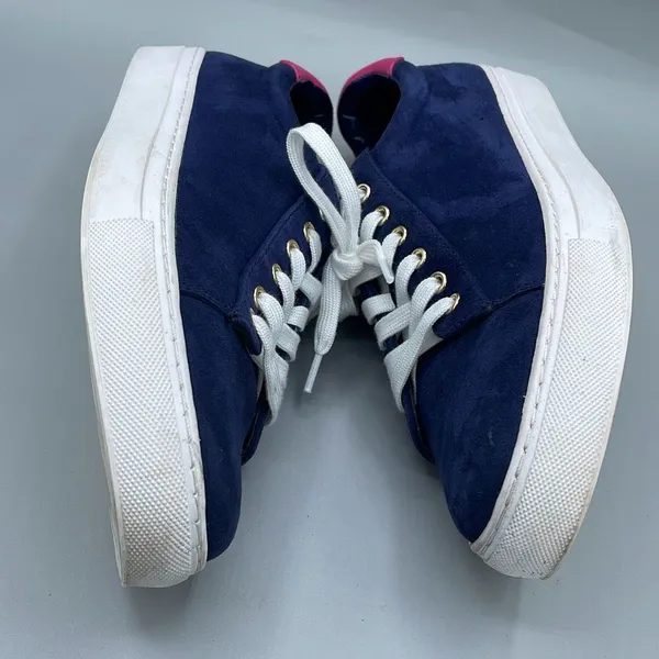 1901 Women’s size 9 dark blue suede shoes with pink trim. - Image 4