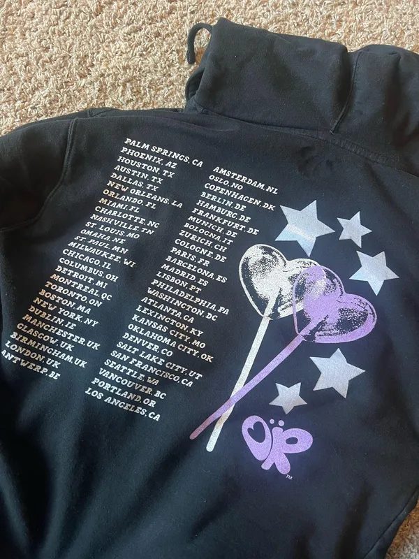 & Other Stories olivia rodrigo hoodie - Image 3