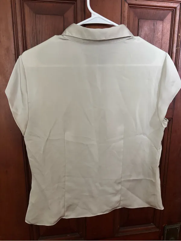 Babaton Cream Short Sleeve Button-Down Blouse - Image 3