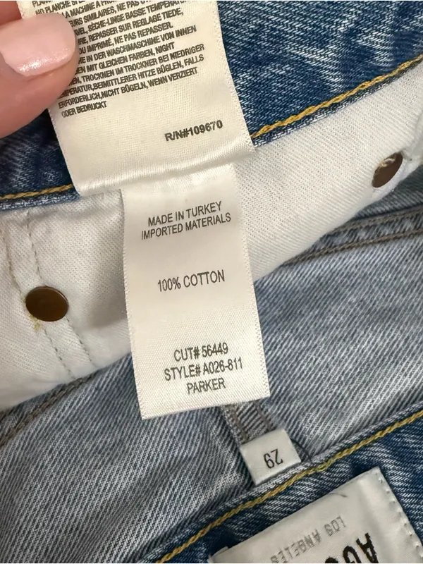 Agolde Light Washed Distressed Button Fly Cutoffs 3" Inseam Size 29 - Image 6