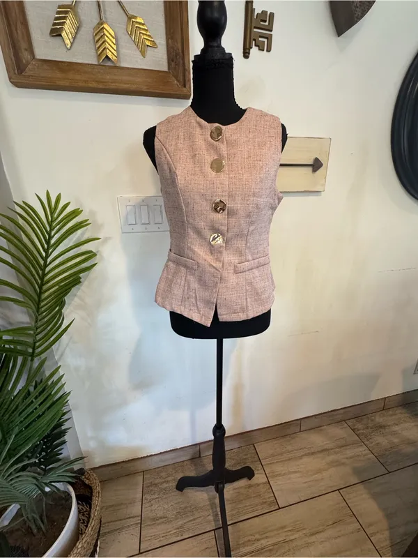 SHEIN Beige Tweed Sleeveless Peplum Button Front Top - Image 3