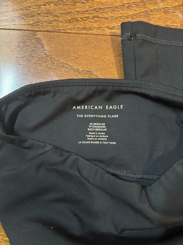 American Eagle Flare Leggings - Image 2