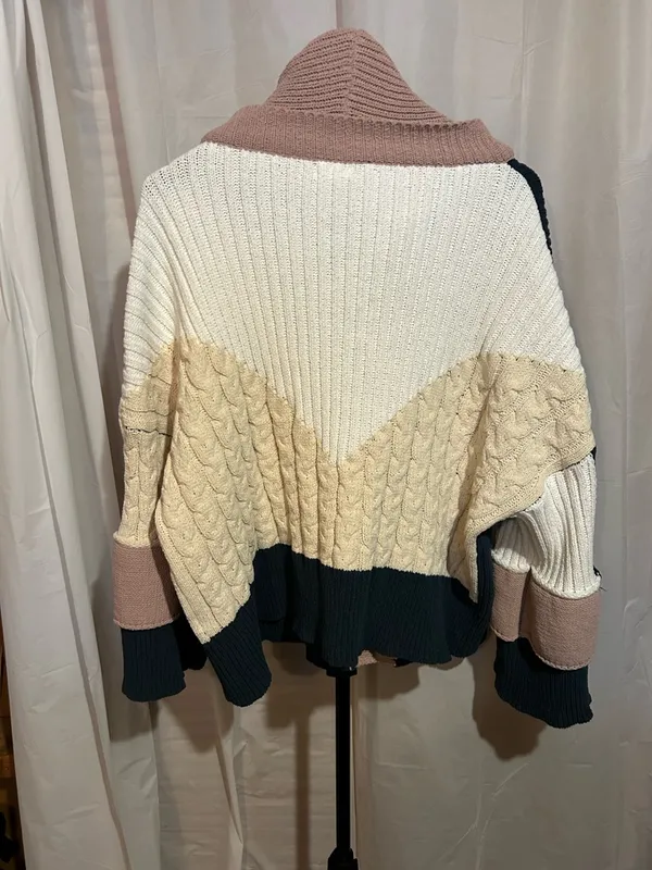 POL Colorblock Cable-Knit Hooded Cardigan - Pink/Navy/Cream - Image 3