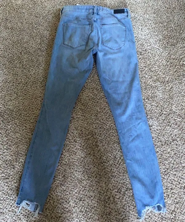 Jeans - Image 2