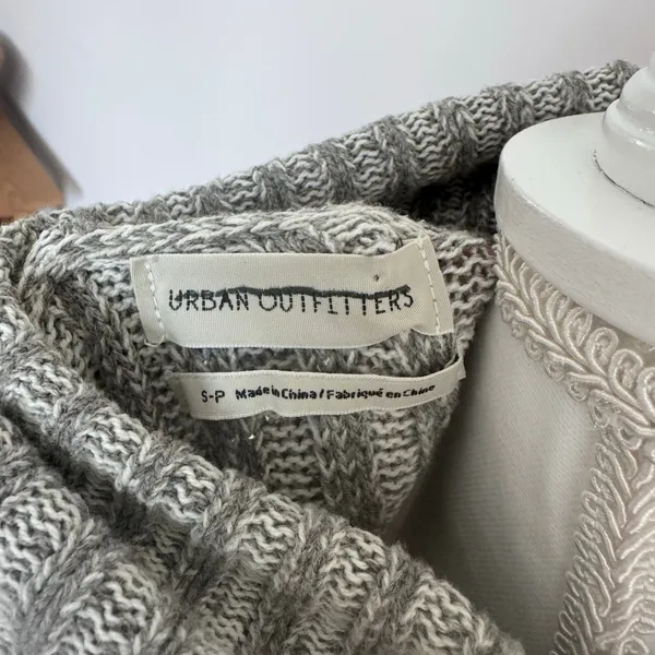 Urban Outfitters Cable Knit Light Gray Turtleneck Sweater Dress Fall Size Small - Image 5