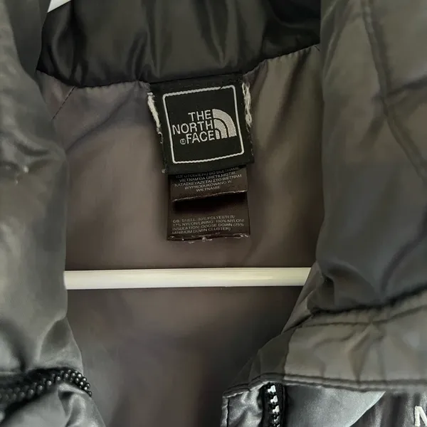 The North Face Women's Charcoal Insulated Vest - Image 2