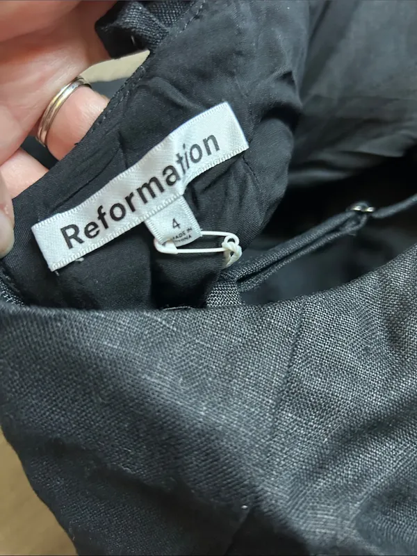 Reformation evette linen top in black - Image 3