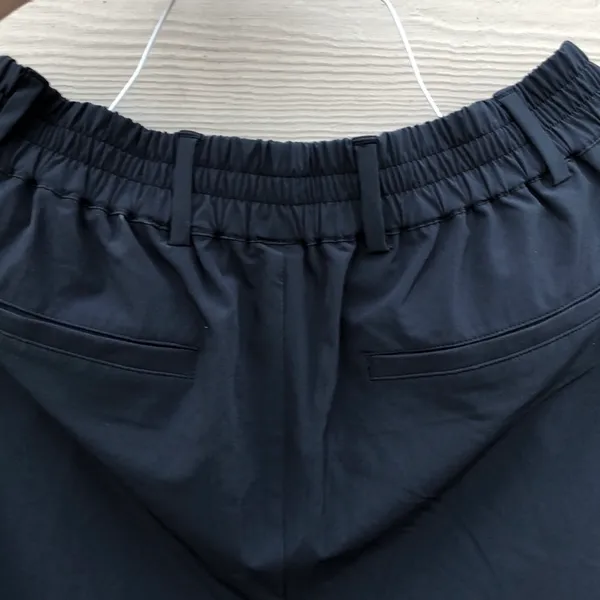 Alo yoga trousers - Image 6