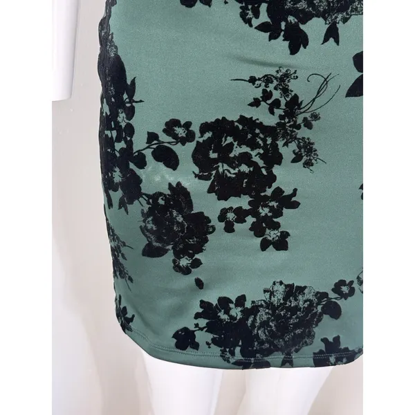 Windsor Women’s Green Velvet Floral Whimsigoth Dress Goth Grunge Stretch Size S NWT - Image 8