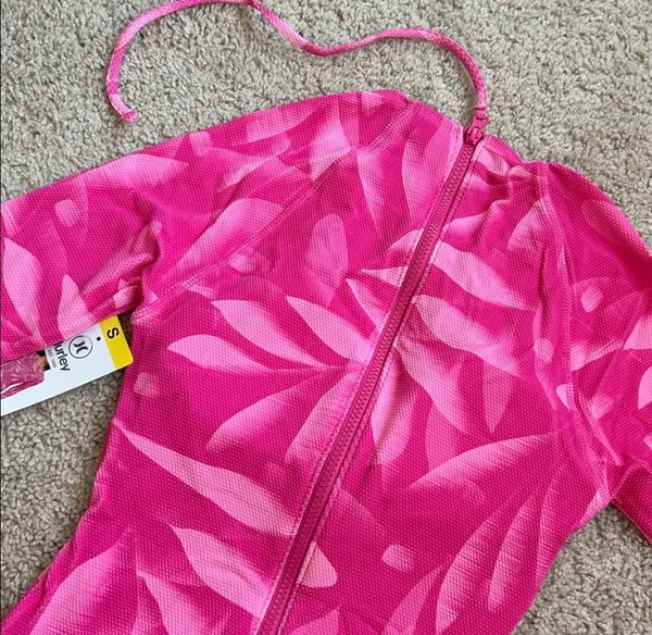 Hurley Pink Long Sleeve Swimsuit. S - Image 12