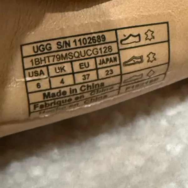 UGG Kaley Wisp Suede Sheepskin Loafer Size 6 - Image 12