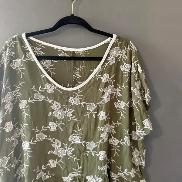 Olive Green Floral Embroidered Peplum Babydoll Top‎ Short Sleeve Boho Peasant - Image 2