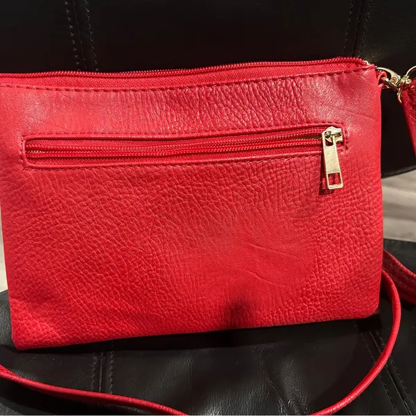Michael Kors Red Zip Pouch crossbody - Image 10