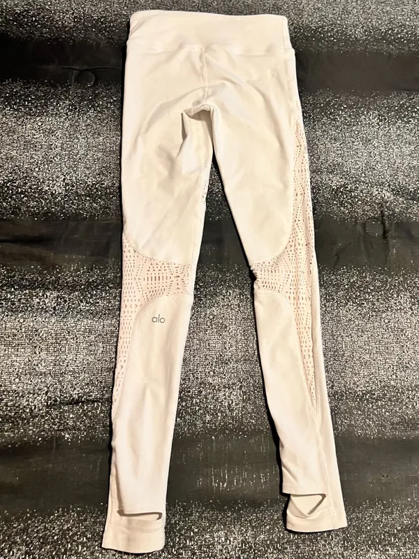 Womens XS Alo Yoga West Coast Laser Cut High Waisted Leggings- White - Image 2