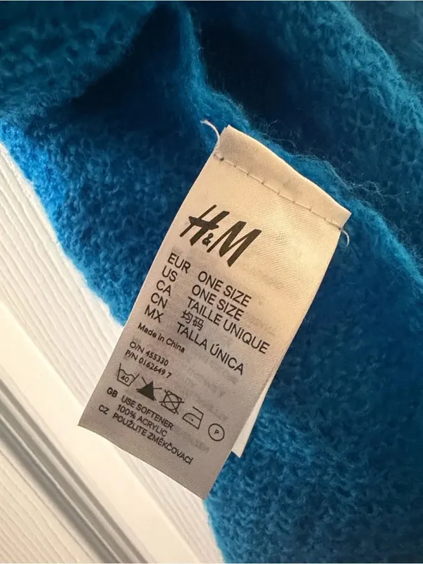 H&M Blue Oversized Scarf(One Size) - Image 5
