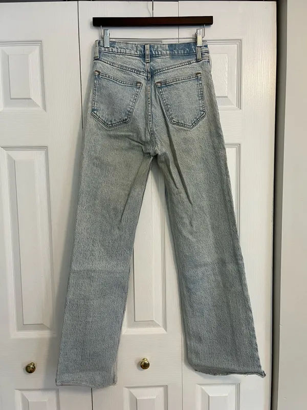 Abercrombie High-Rise 90s Relaxed Jeans - Image 3