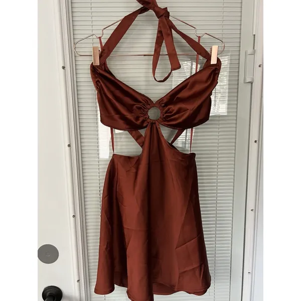 Mable Satin‎ Open O-Ring Mini Dress In Rust Size M / NWT - Image 9
