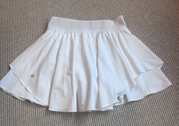 Lululemon Women's Court Rival High Rise Tennis Skirt Regular White Size 4 - Image 3