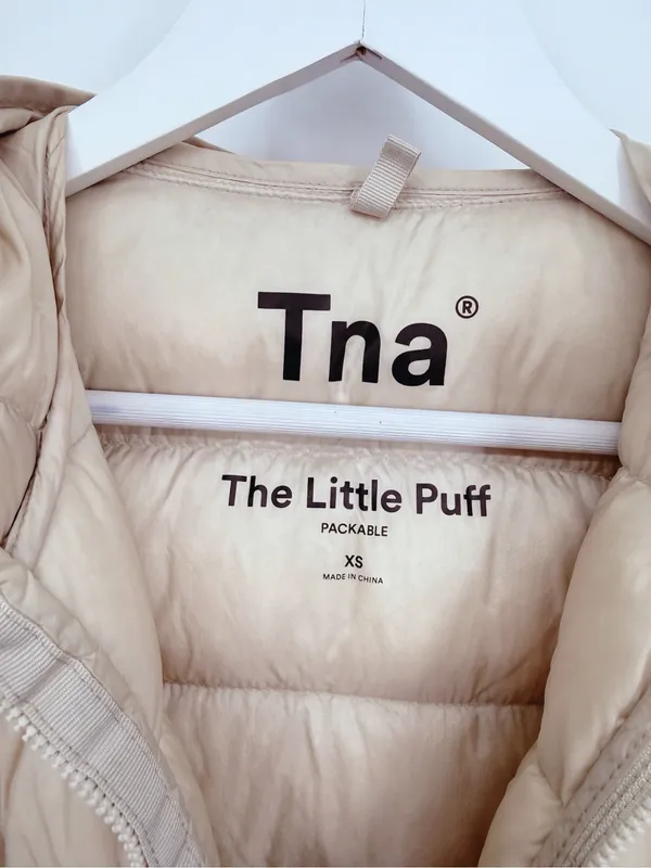 Aritzia TNA The Little Puff Packable Down Jacket Beige Size XS - Image 7