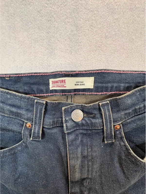 Signature Levi Strauss Heritage Mom Jeans Women’s 12 High Rise Blue Denim 24” - Image 2