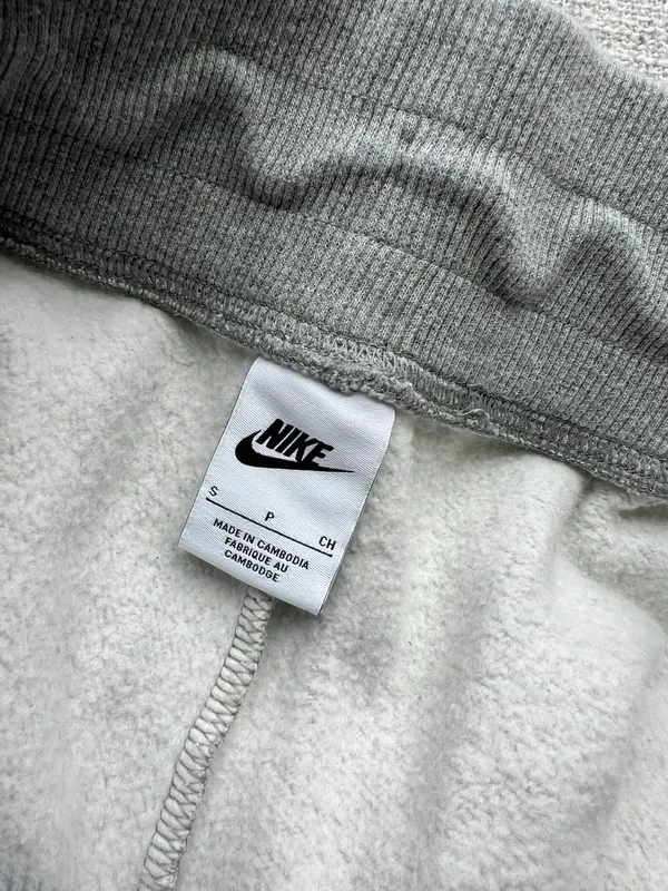 Nike Sweatpants - Image 3