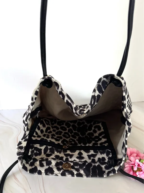 White Leopard Shoulder Bag - Image 2